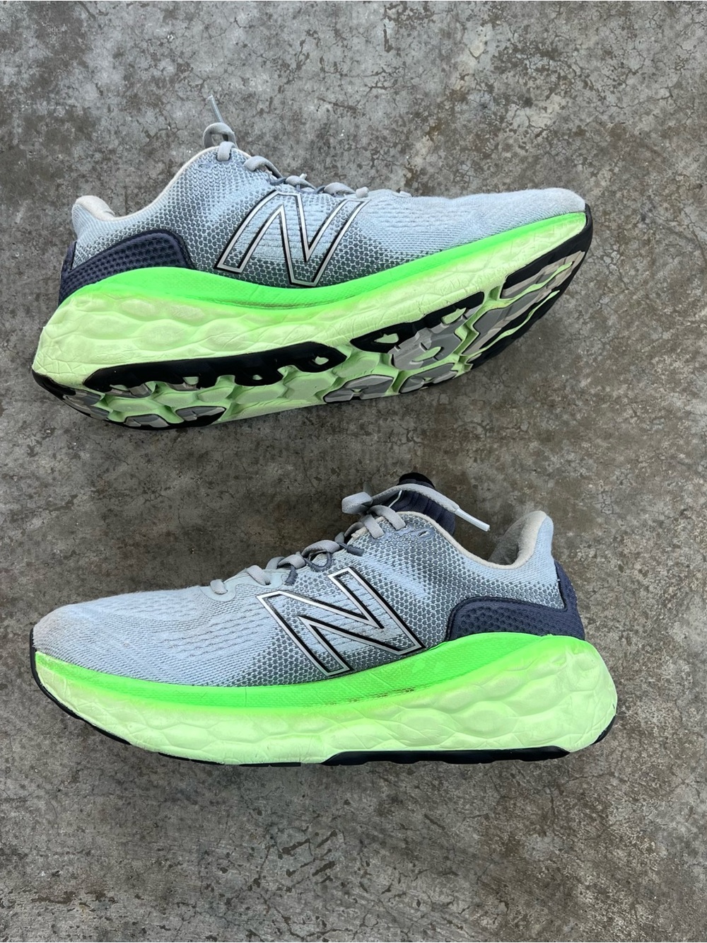 New Balance Fresh Foam More v4 Running Shoes Gray Green Men’s Size 11 - Picture 5 of 12